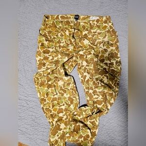 GAP oversized cargo camo pants